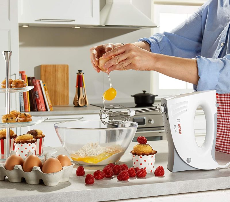 i-vantaggi-di-uno-sbattitore-elettrico-senza-ciotola